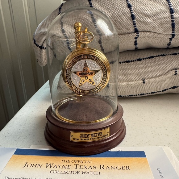 Franklin Mint Other - John Wayne Collector Pocket Watch